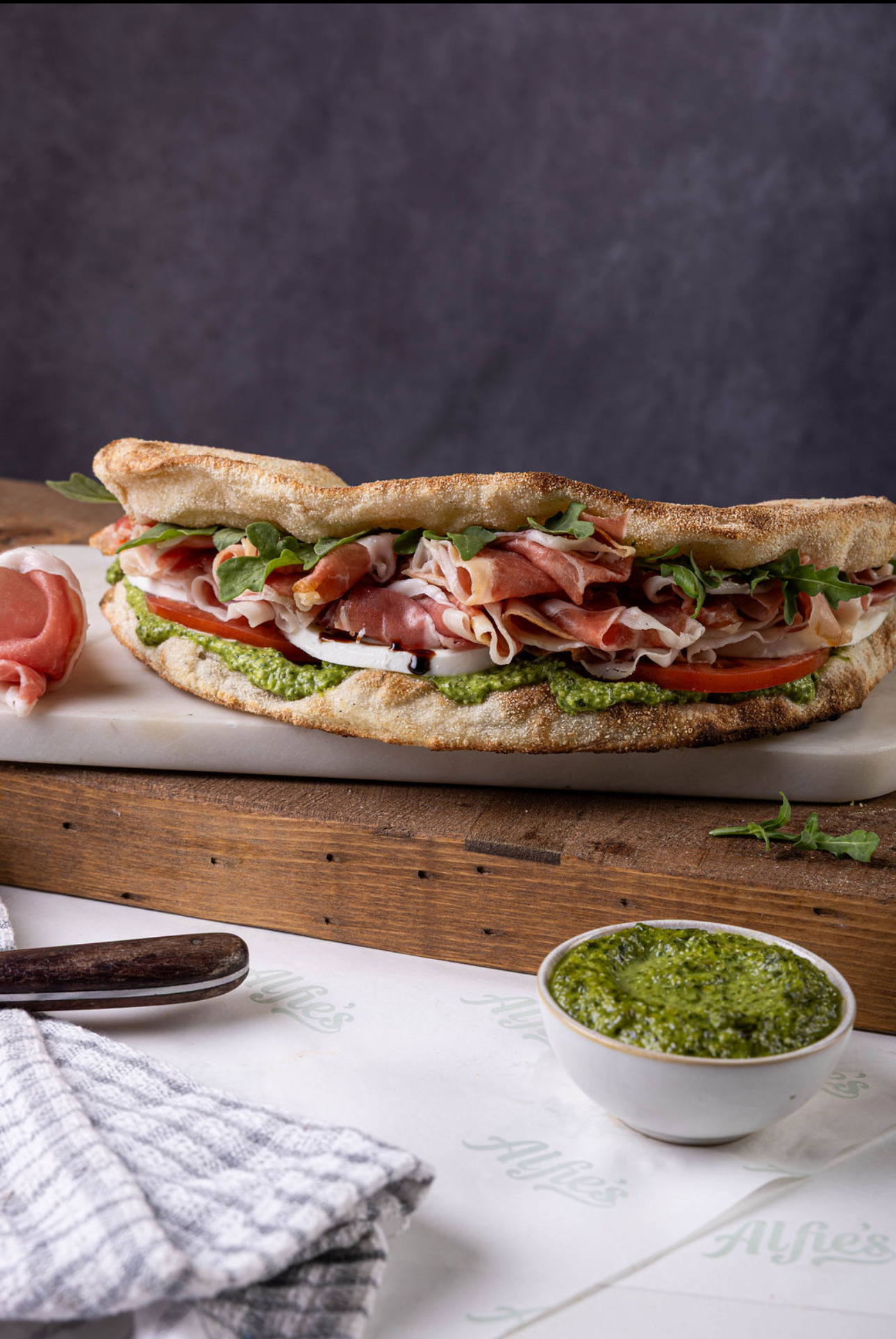 <br>
Order Pickup & Delivery